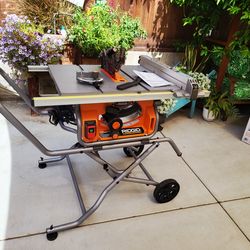 Ridgid Amp 10 in. Portable Corded Pro Jobsite Table Saw with Stand(in good working condition and complete)