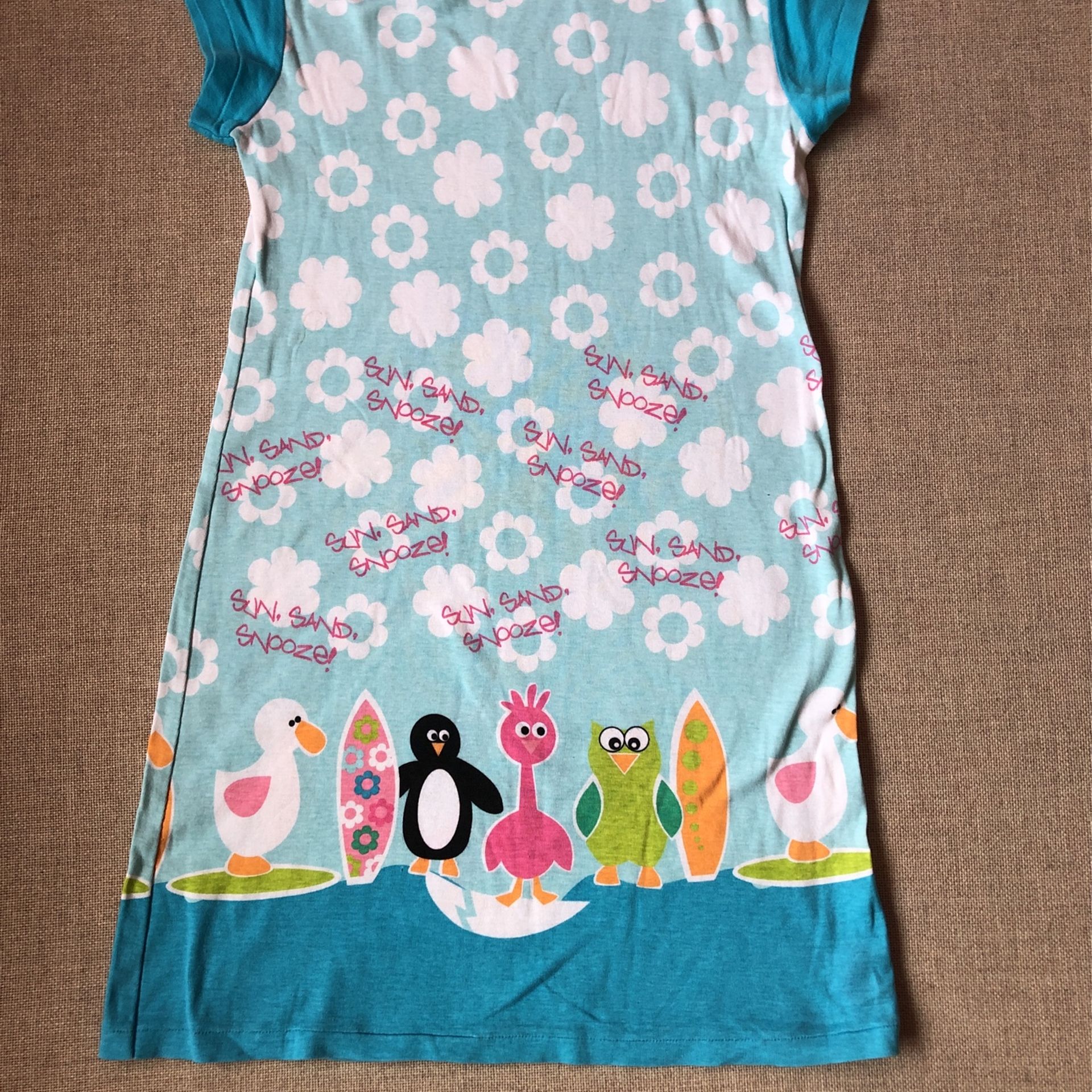 Girl’s Sleep Shirt ( size M)