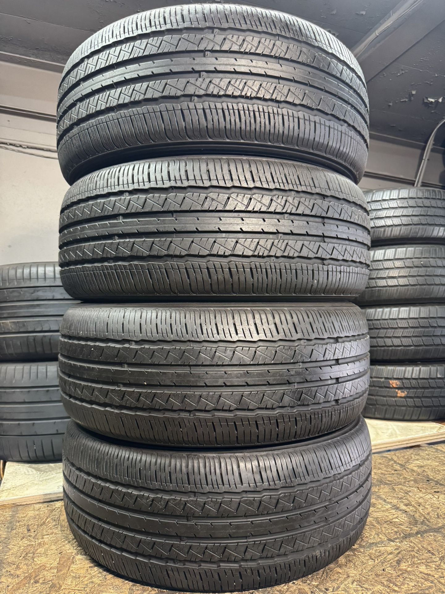 4 DELINTE TIRES 235/60/16 FREE MOUNT AND BALANCE 