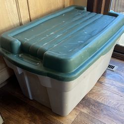 Rubbermaid Rough Tote 28 Gallon