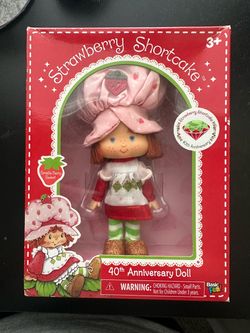 Strawberry Shortcake 40th Anniversary Doll