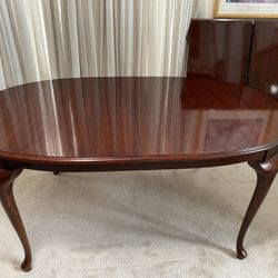 Bernhardt Dining Table with Two leaves 