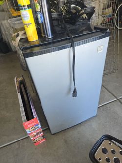 Mini fridge