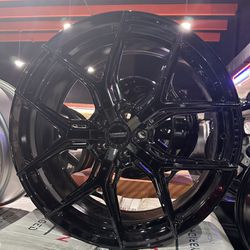 22x10.5 Vossen Gloss Black 5x114.3 Wheels Set Of 4 / Rines
