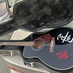 Yamaha FX370C BL Acoustic-Electric Guitar with Hard Case - Black