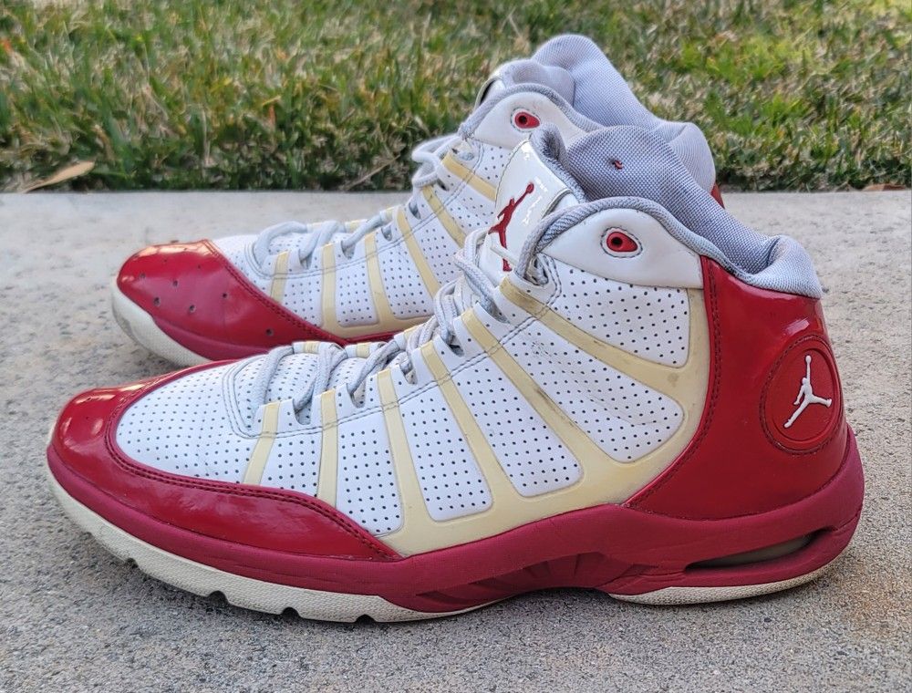 Nike Air Jordan 2011 Retro Play In These F Basketball Shoes