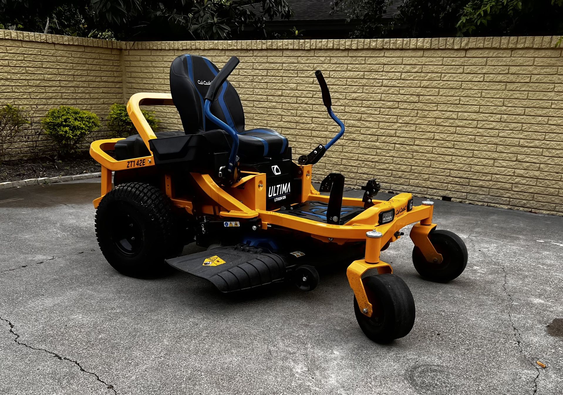 Cub Cadet Lawn Mower