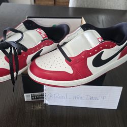 DS Jordan 1 low Chicago size 11.5