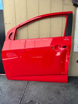 2012 2013 2014 2015 2016 2017 2018 2019 2020 CHEVROLET SONIC LEFT FRONT DOOR OEM USED