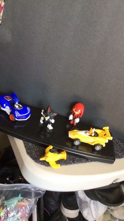 Collectible sonic the hedgehog pull back racers and others