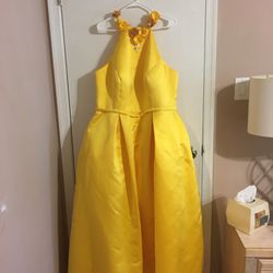 Beautiful Yellow Evening or  Quinceanera Dress! 