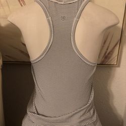 Lululemon Tank Size 4