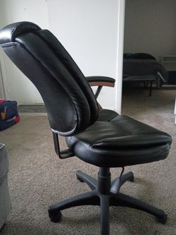 Black Leather Office Chair with Armrests and computer desk
