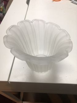 3 Cups for lamps $4 each