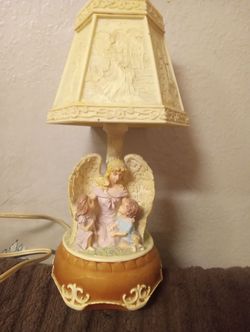 angel lamp just needs a light bulb