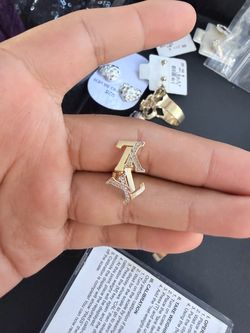 LV GOLD EARRINGS