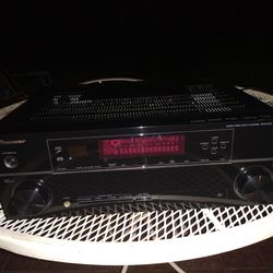 Pioneer 7.1 Channel 3D ready A/V Receiver  VSX-1020-k