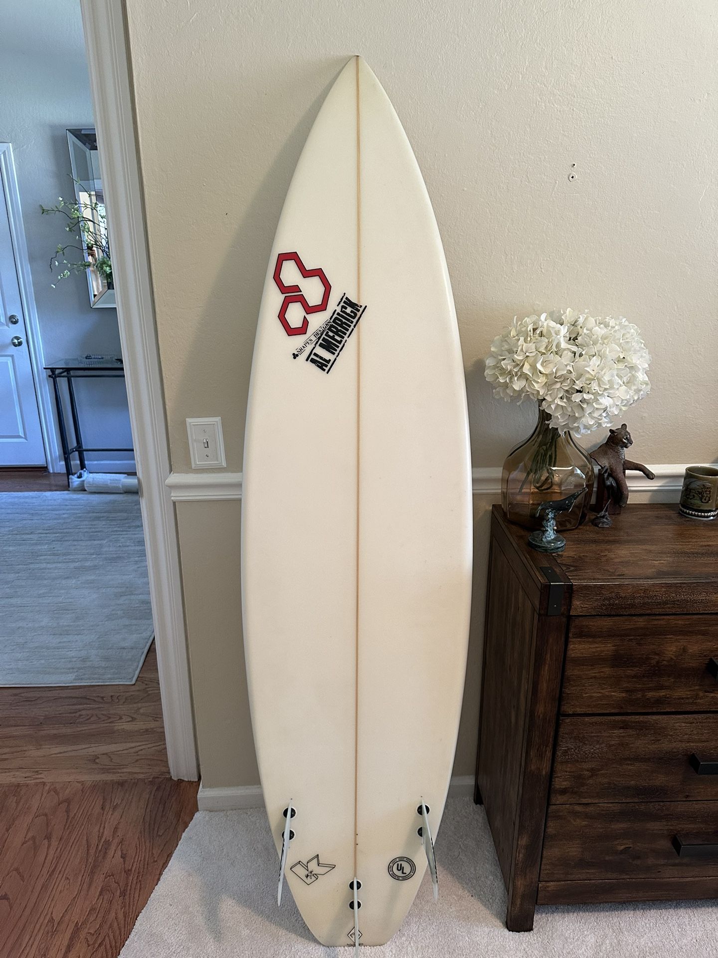 Channel Islands Surfboard 6’4”