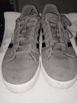 Converse Men's Size 11 Shoes