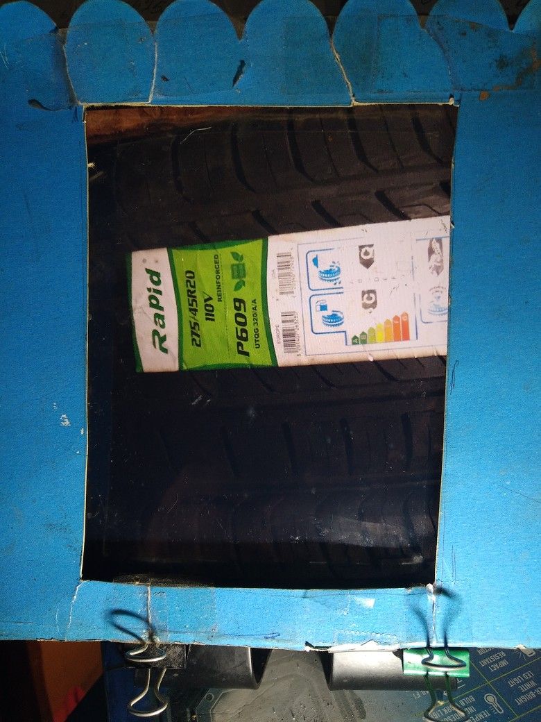 TIRE 275 45 20 ELMOFLES