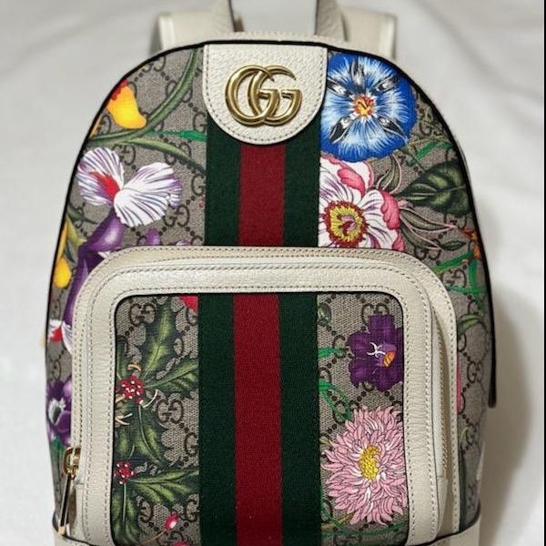 Gucci  Bagpack