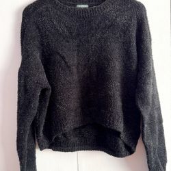 Black Sweater, Medium 