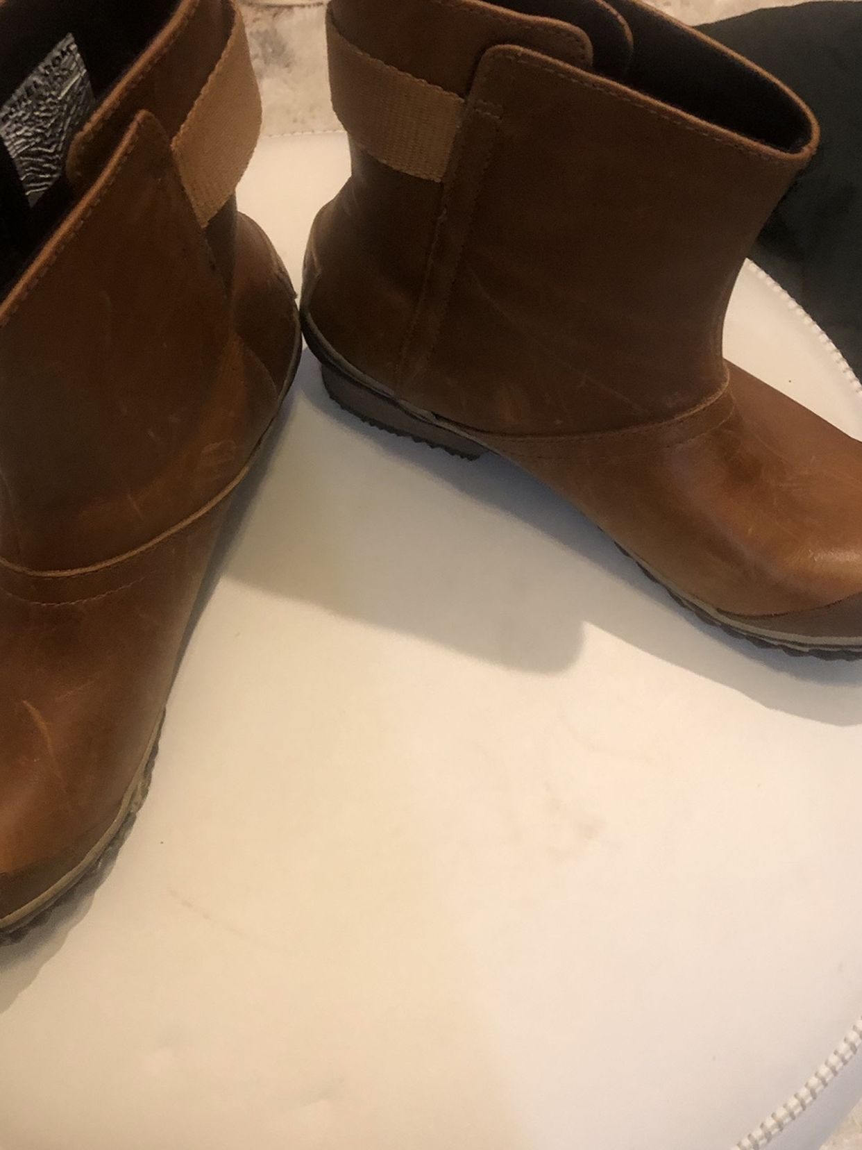Sorel Women’s Boots Size 7 ( Short Ones )