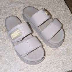 UGG Greer Platform Slides- Metallic Grey 5.5