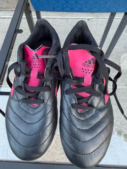 Adidas  Cleats  size 13c  pick up only bonanza and lamb