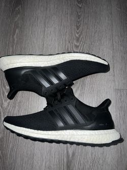 Adidas Ultra Boost 1.0 Women’s Size 9 Used