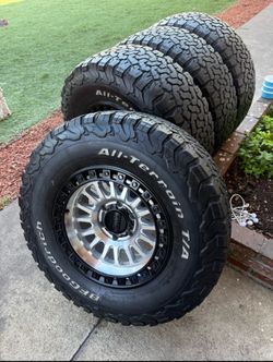 Kmc Chevy Silverado offset -10 285/70/17