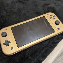 Nintendo Switch Lite Hyrule