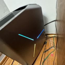 Dell Aurora R8 Pc 