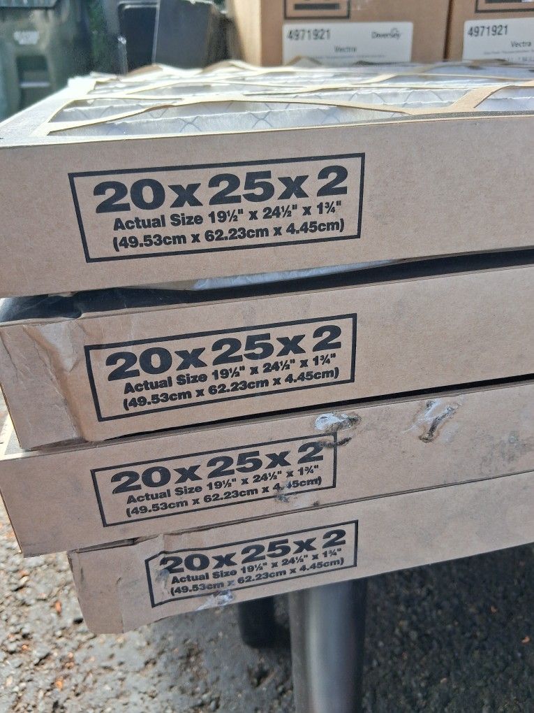 FLANDERS AIR FILTERS 20X25X2 NEW SET 4