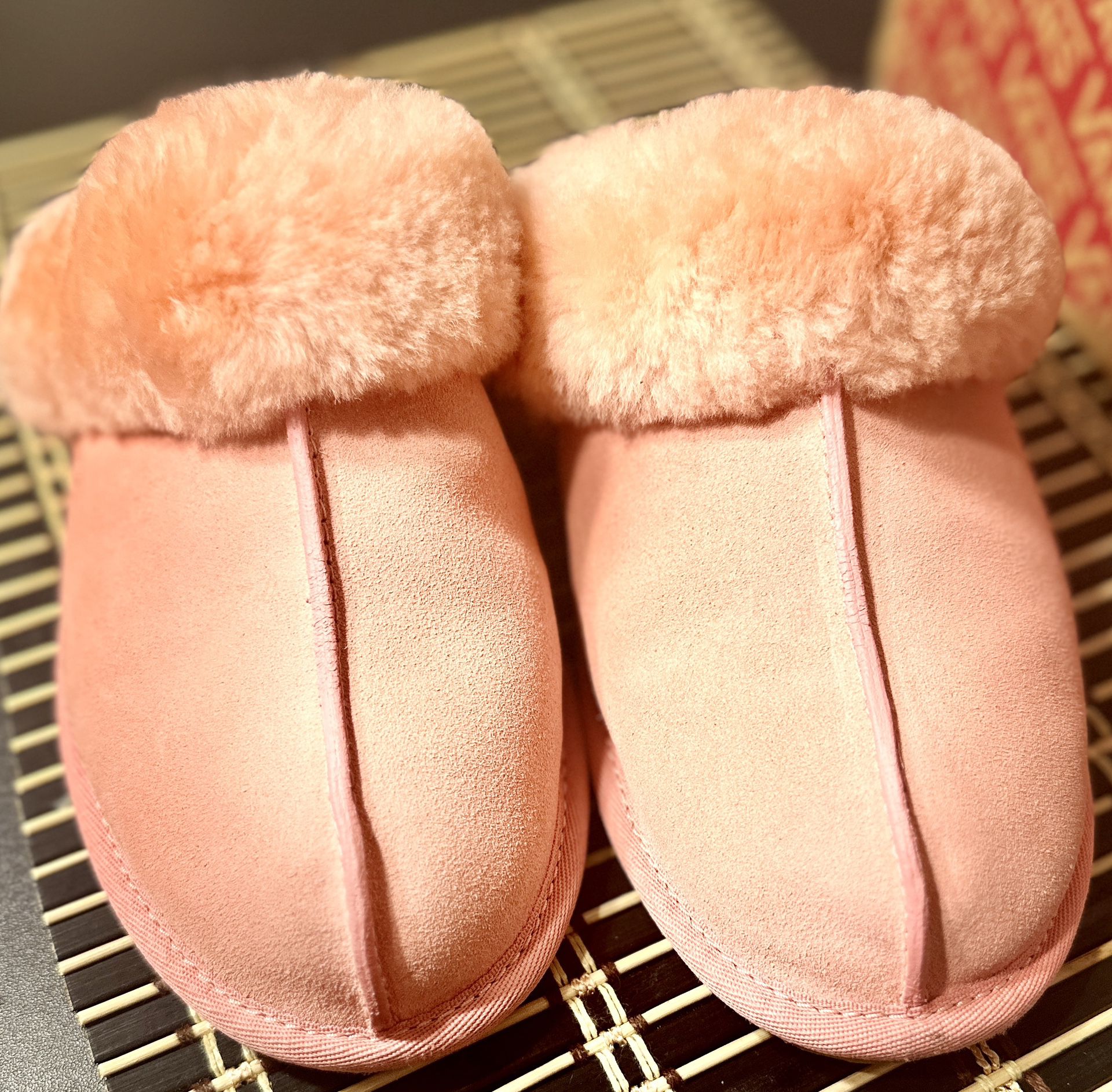 Ugg Pink Suede Slippers 