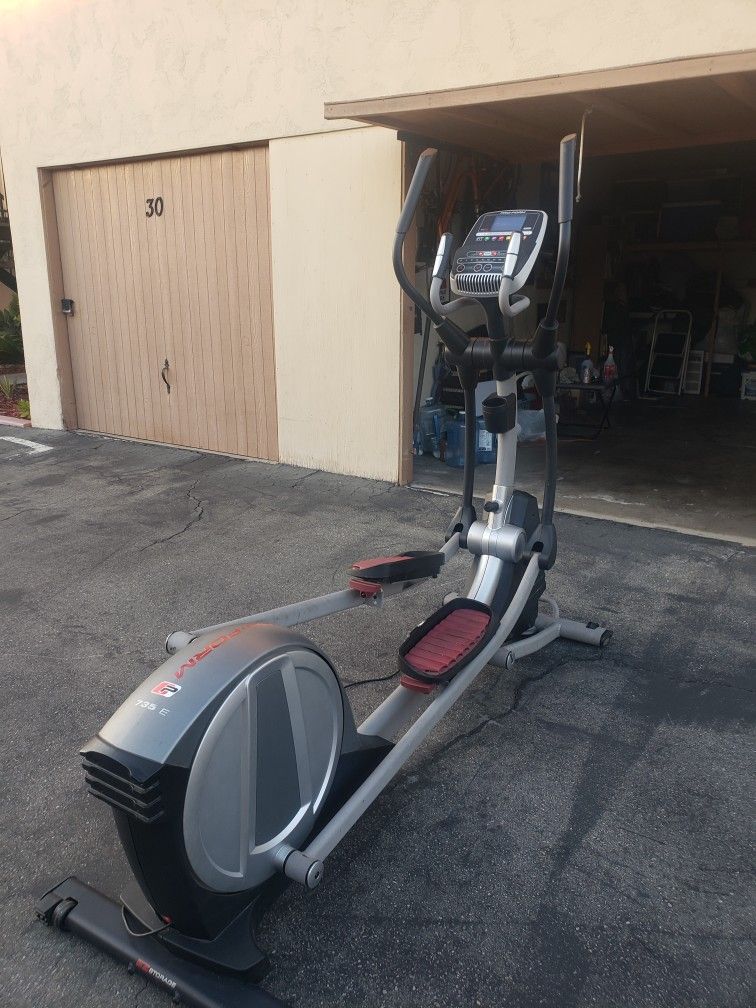 ProForm 735 E Elliptical Machine