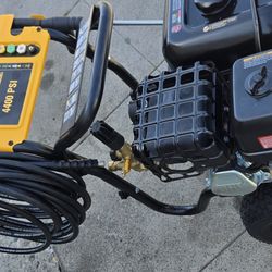4400 Dewalt Power Washer Gas. 