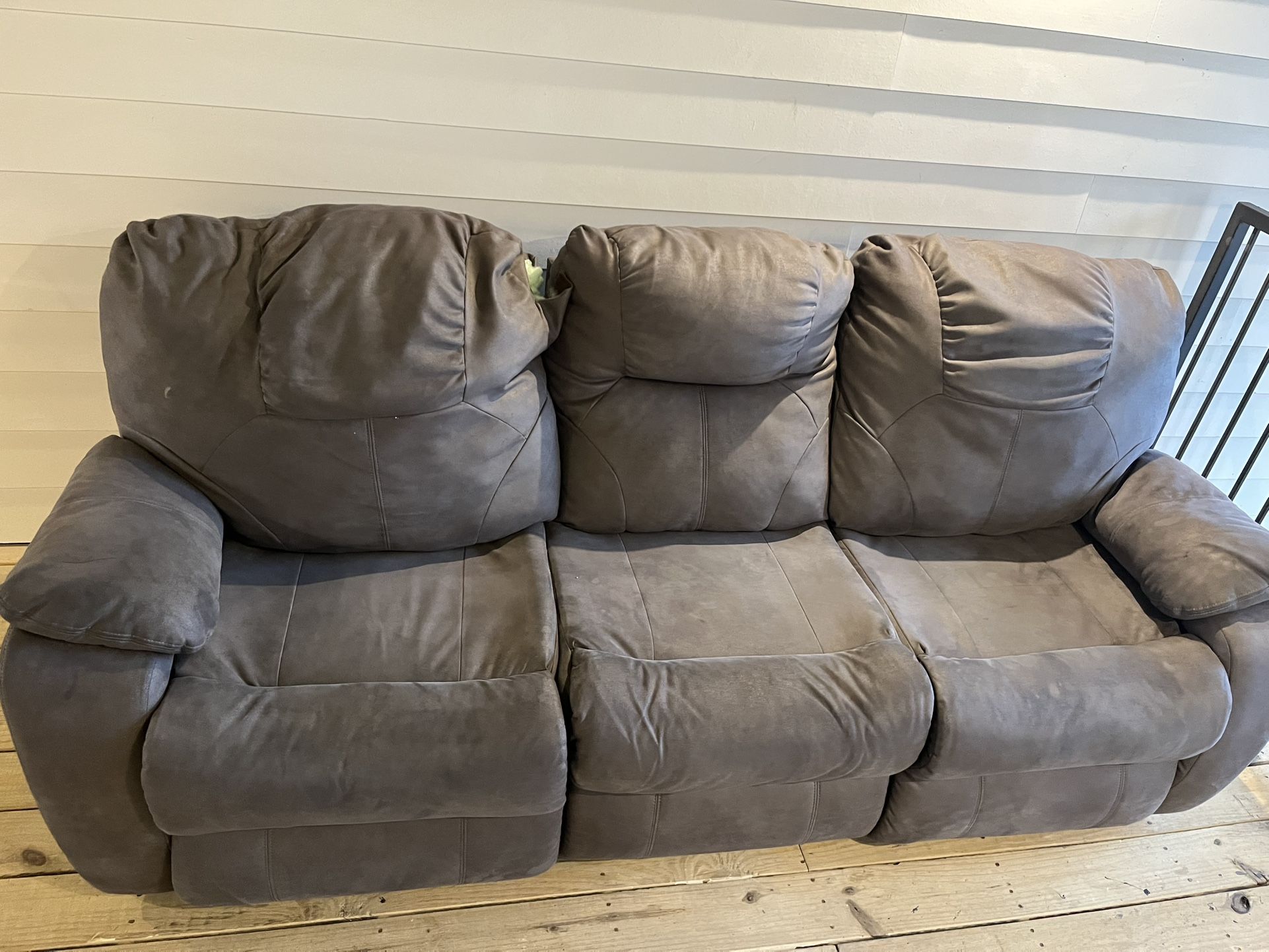 Recliner Sofa FREE !!!!