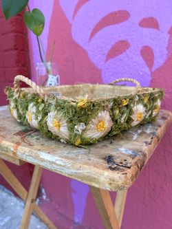 Vintage 1970’s straw floral basket rare