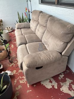 Free Recliner sofa