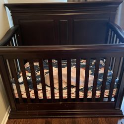 Baby crib