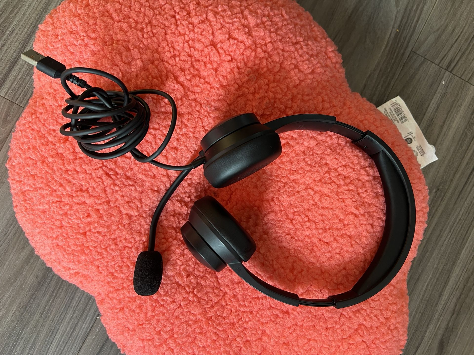 USB Headset With Wired Headphone