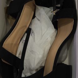 Black Heels (Size 9)