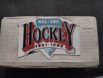 Complete Box Set Of NHL/LNH Hockey Players Cards 