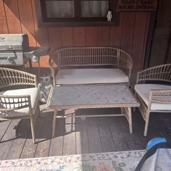 White-beige Patio Set