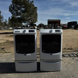 Maytag Washer & Gas Dryer Set