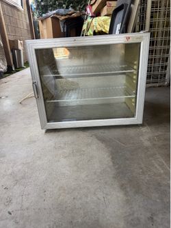 Caravell mini fridge