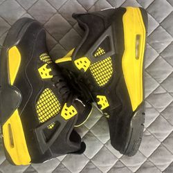 Jordan 4s