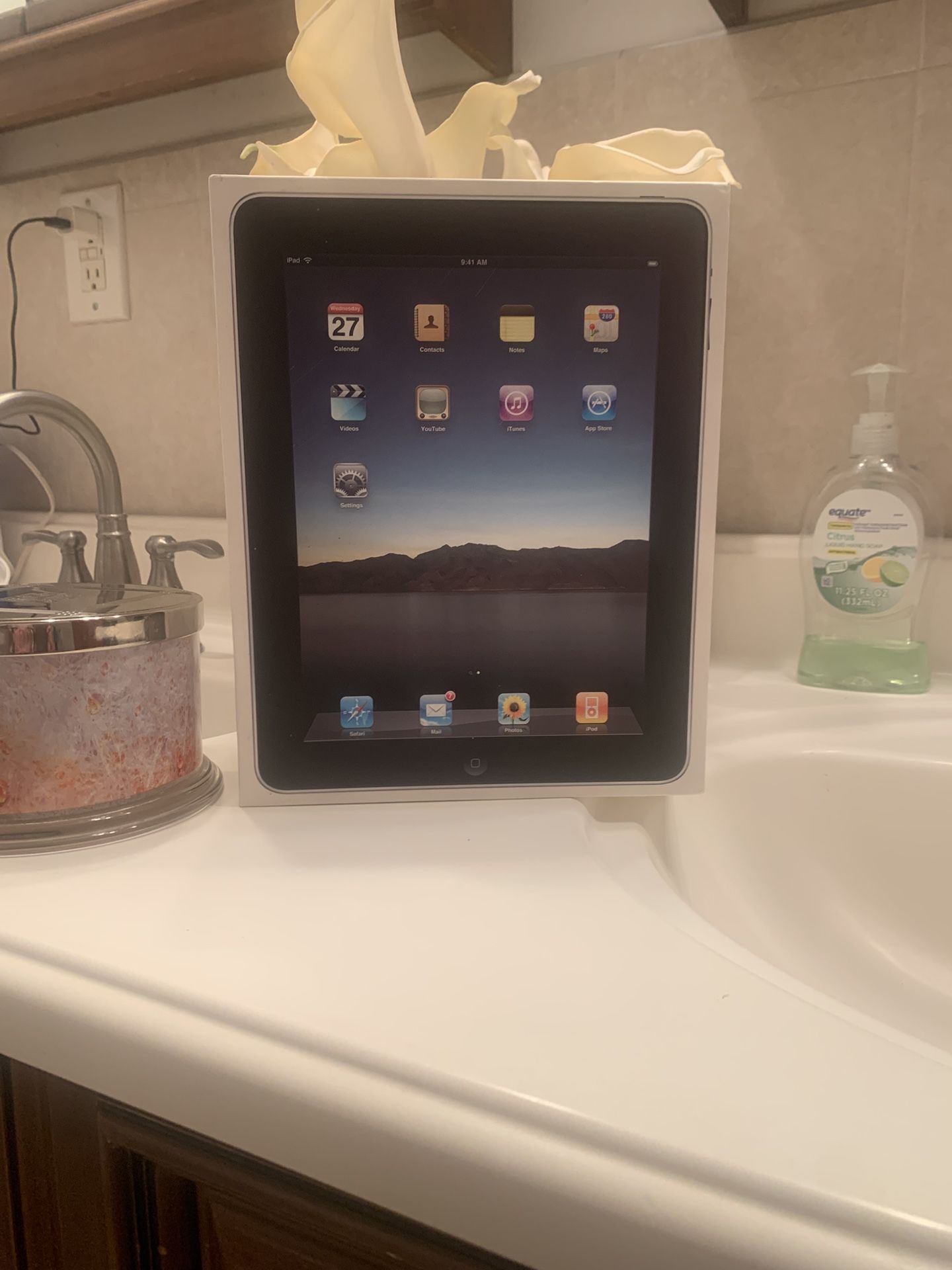 Apple iPad Box