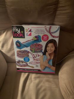 Twist n wear bracelet maker new
